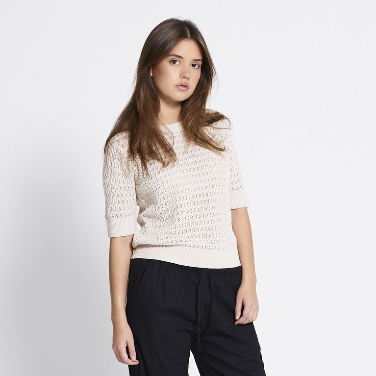 Mönsterstickad tröja "Viola"